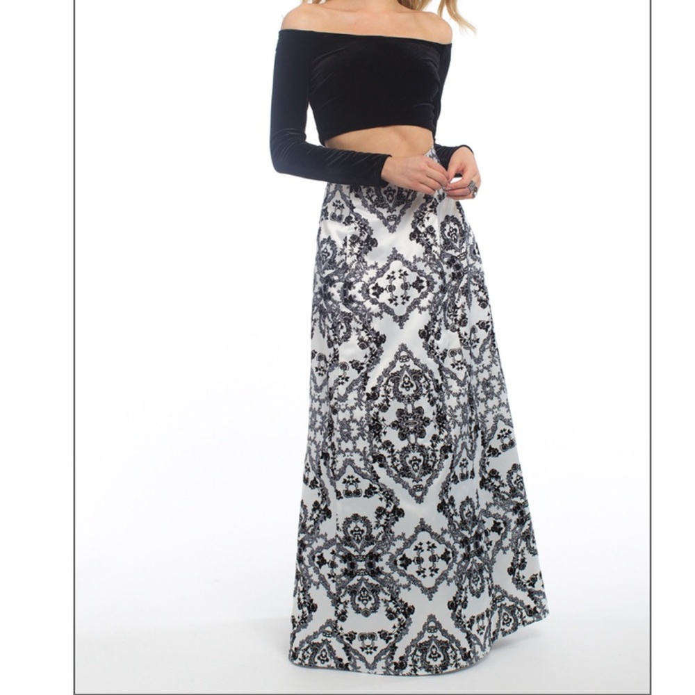 CAMILLE’S PROM DRESS! 2 PIECE OFF THE SHOULDER NWT